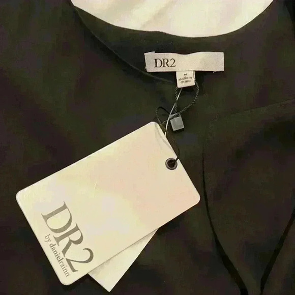 DR2 Women Blouse - Picture 2 of 4